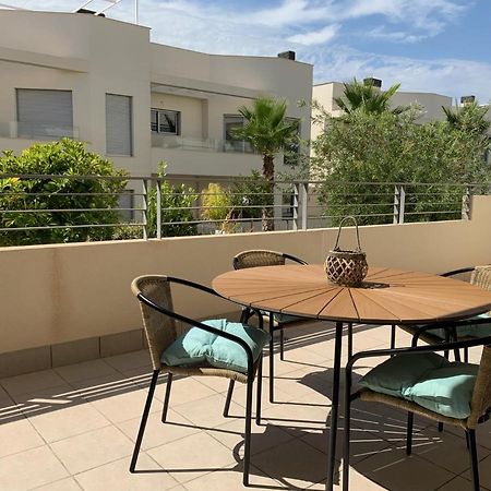 Apartamento Amalia Delux En Torrevieja Exterior foto