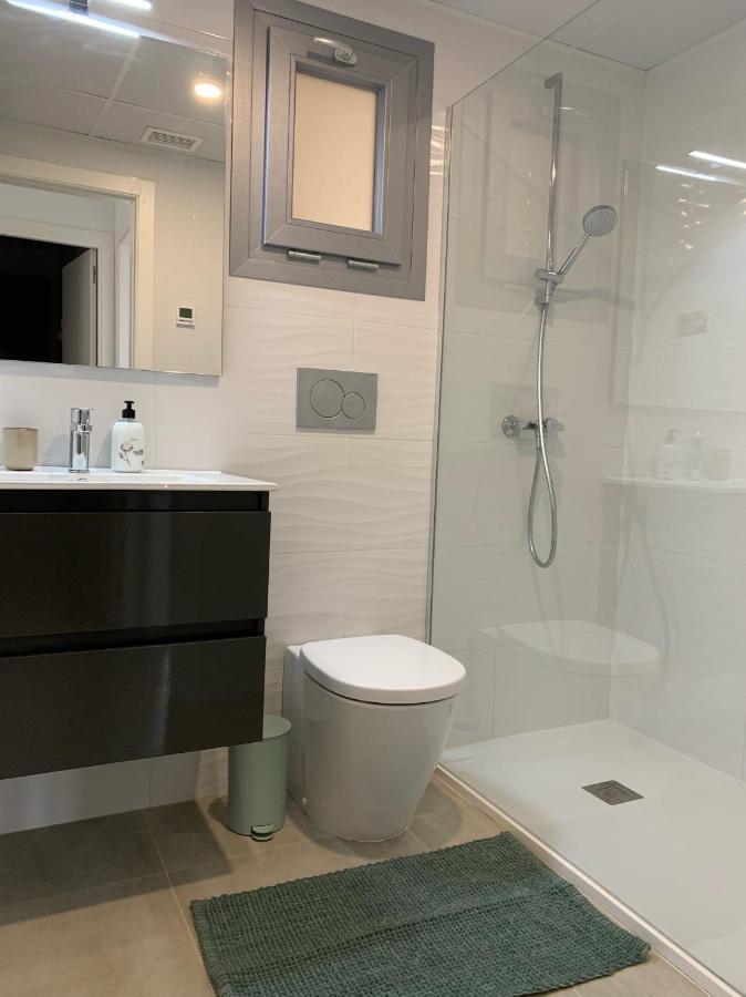 Apartamento Amalia Delux En Torrevieja Exterior foto